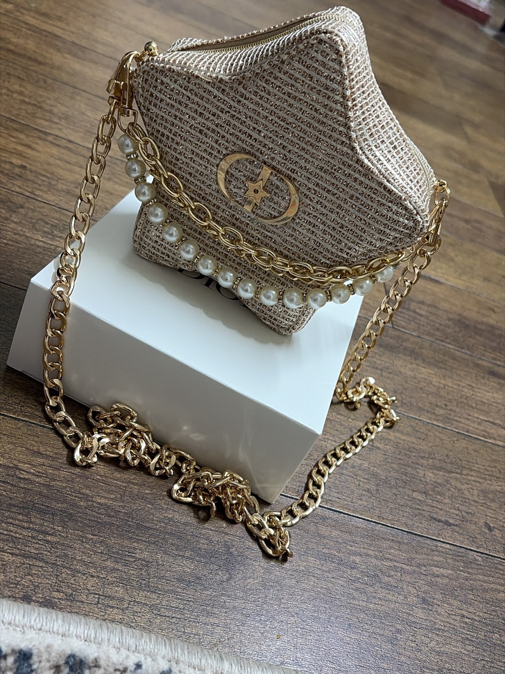 Dior - Picture 7 of 13